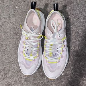 Sorel kinetic breakthrough sneakers pink/lime color